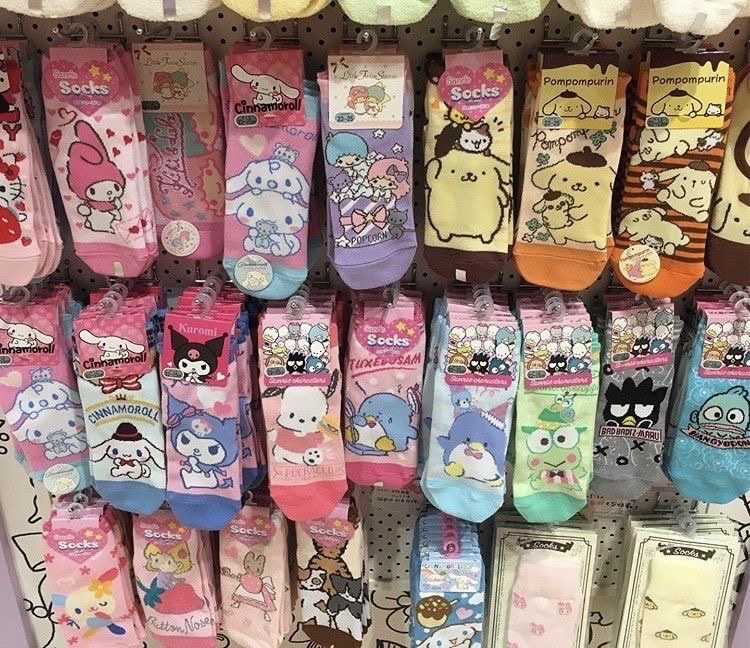 sanriodaily's tweet photo. sanrio socks (i need all) 💫 https://t.co/xzM6sm2Abe