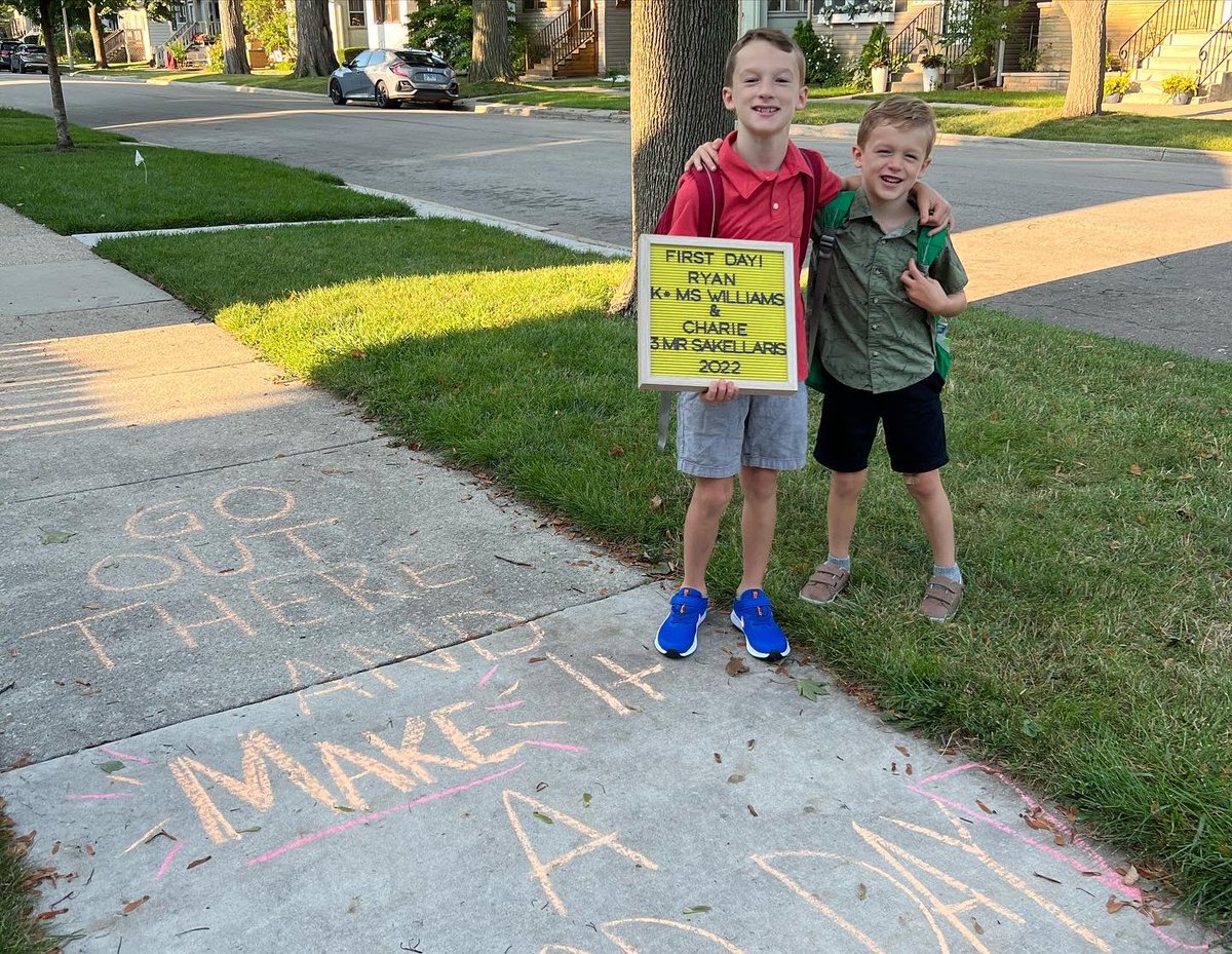 Cahill kids ready to SOAR as Irving Eagles! <a href="/OakPark97/">Oak Park District 97</a> #D97Joy #MyD97)