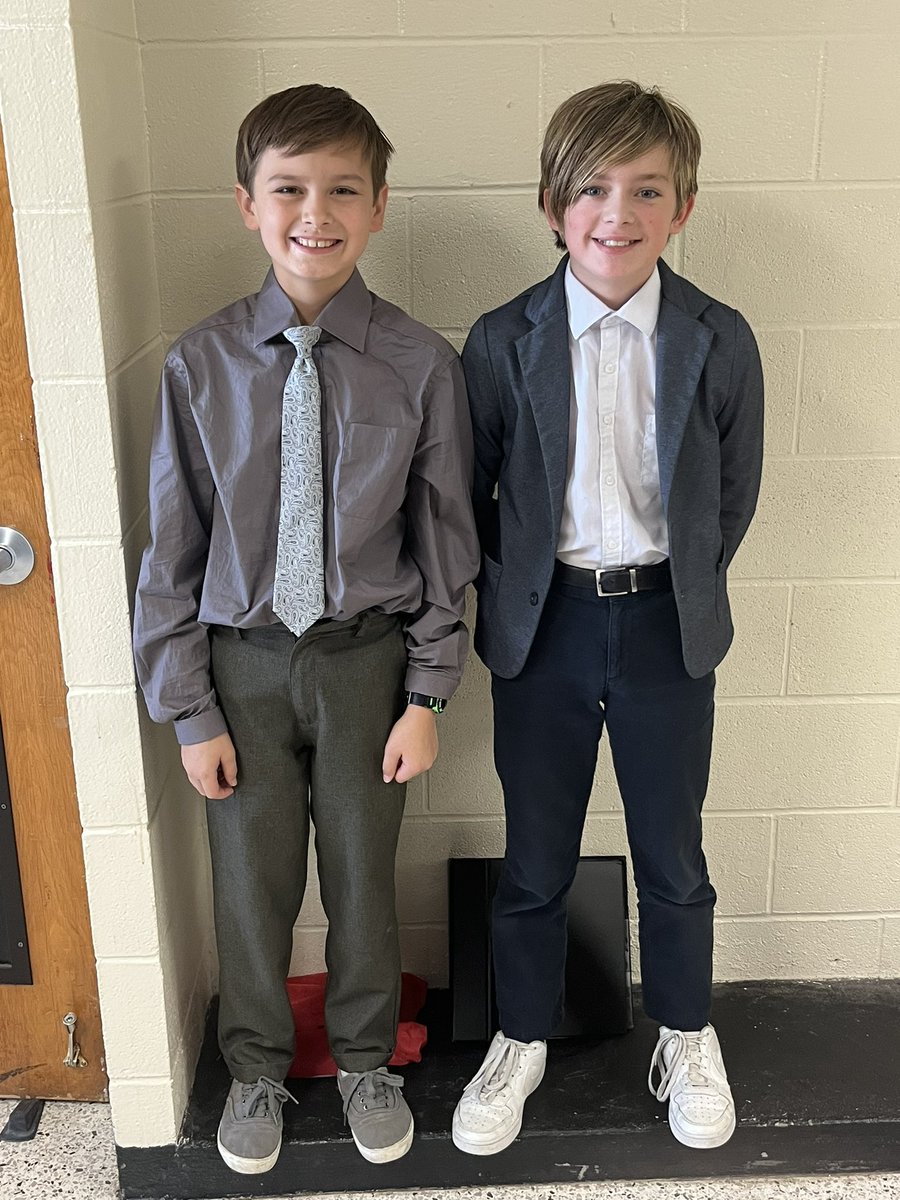 MNPSDuPontTyler's tweet photo. Be EPIC Spirit Week: Day 3 Dress To Impress #BeEPIC #LeadWithVALOR @conley4kids https://t.co/fZmqsYpVMD