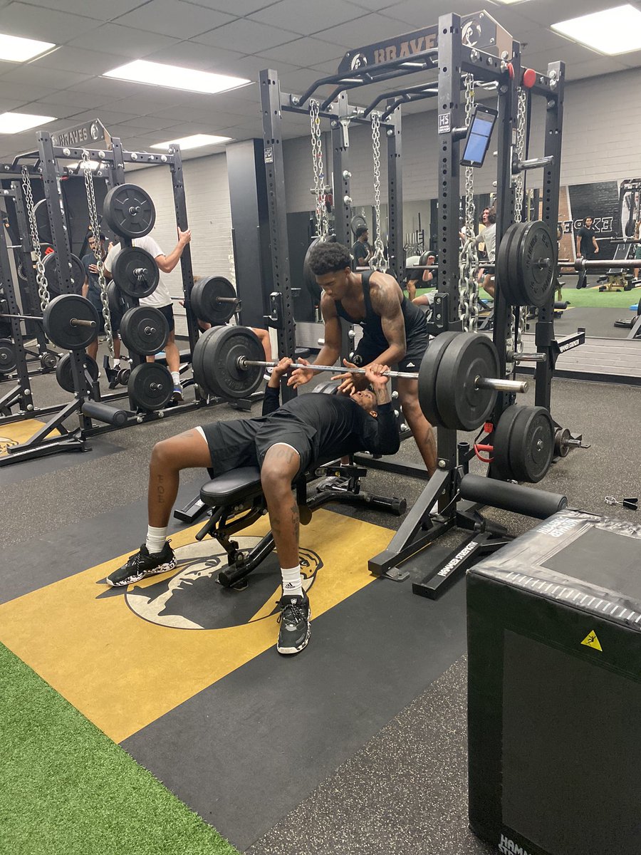 UNCP Men's Basketball tweet media
