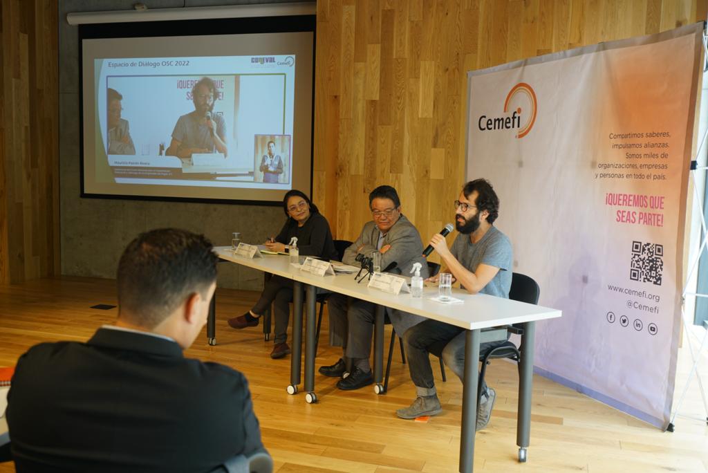 CONEVAL tweet media