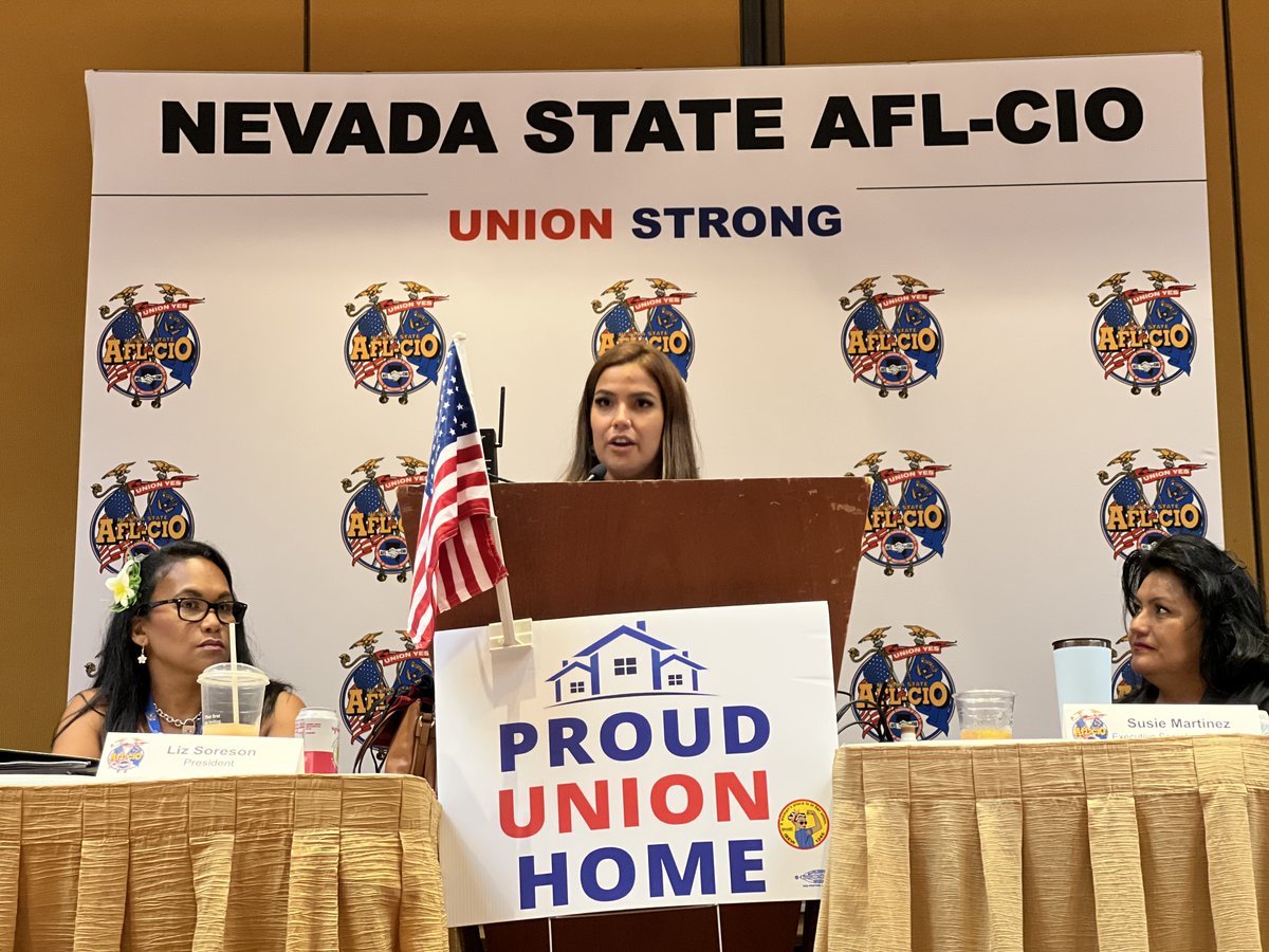 NVAFLCIO's tweet photo. Thank you to our incredible and passionate speakers for addressing the #NVAFLCIO66 Convention about the challenges and experiences that our union workers in the airline industry face on a daily basis. 

Maria Teresa Hank @TWU556
Melvin Baker TWU 555
Klarissa Principe @Twu577FA https://t.co/ELmM2KgcRo