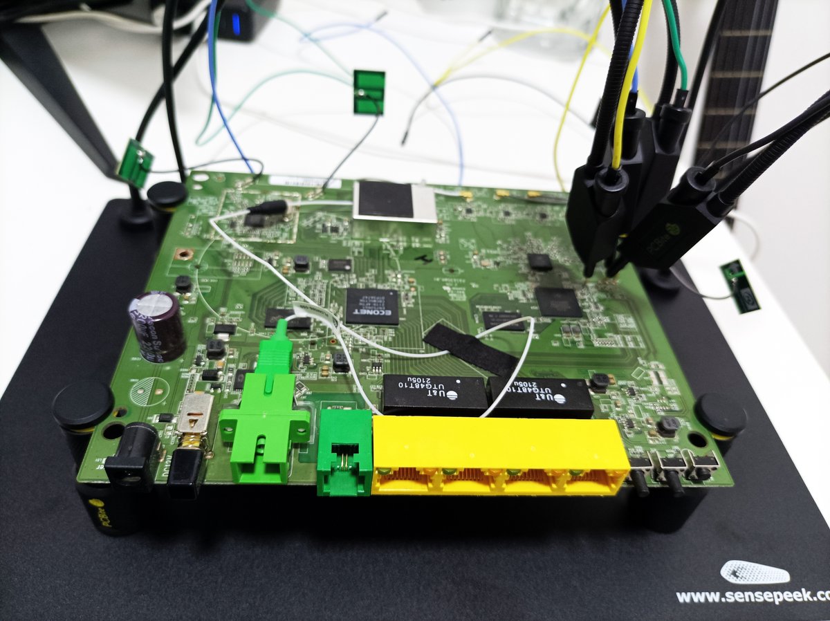Hackenstein's tweet photo. My new toy just arrived. 🏴☠️
Amazing!
#PCBite kit with 4x SQ10 probes and test wires.
Thanks @SensePeek You guys rock! https://t.co/pwocoSmQiS