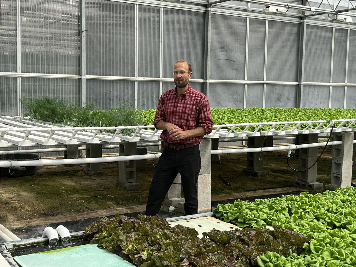 stemstars2016's tweet photo. Thank you to Magki Farms for you dedication to the CR teachers to increase the awareness of sustainable farming and the benefits of fresh, healthy produce. We look forward to sharing our knowledge with our students. https://t.co/51imNIgP2i https://t.co/P3cOy0s8tB https://t.co/69uADnvOrO