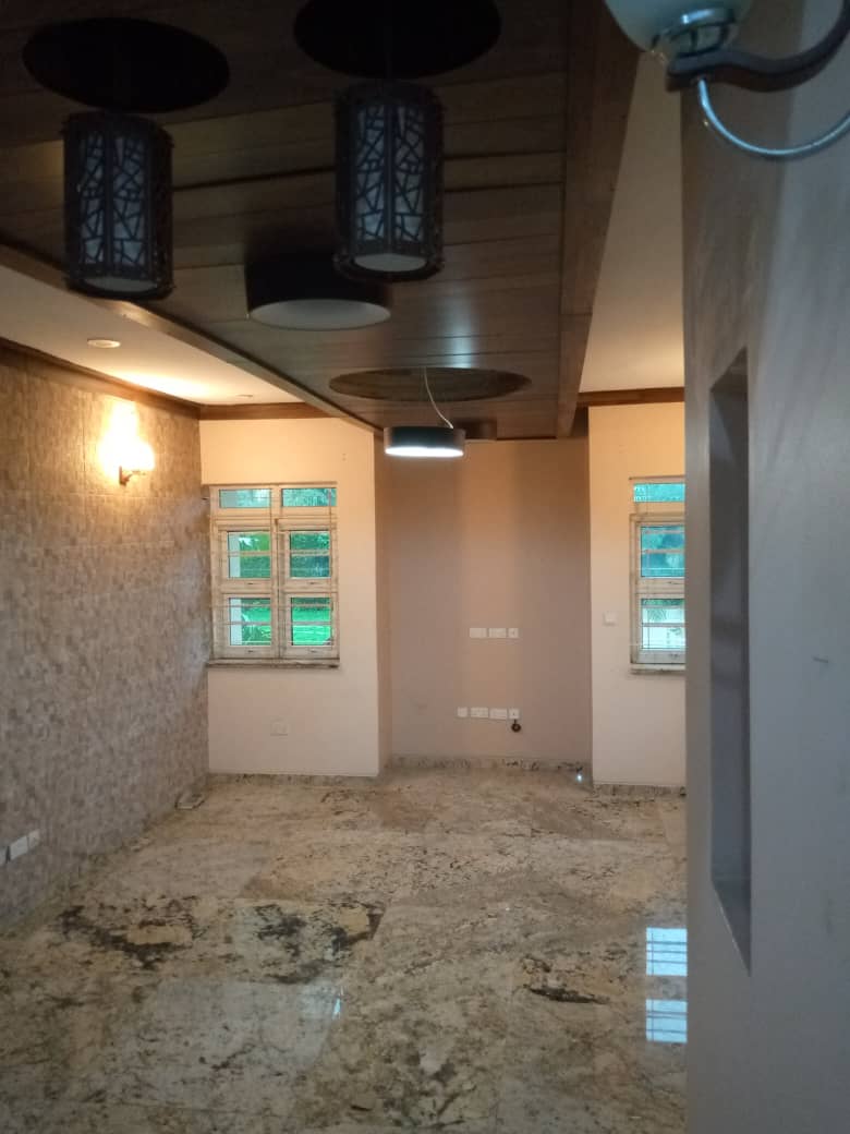 aproglobal's tweet photo. 6 Bedroom Duplex + 2 Bedroom Guest Chalet, 2 Rooms BQ for rent with rich landscape at Asokoro, Abuja

Services: ACs, Gen, Intercom, CCTV etc.

Rent: $40,000

APRO GLOBAL REAL ESTATES
Tel:01-7620139
Mobile:
080-51-595-336, 080-29-481-639
070-63-822-217 https://t.co/wVOdGcRwPf