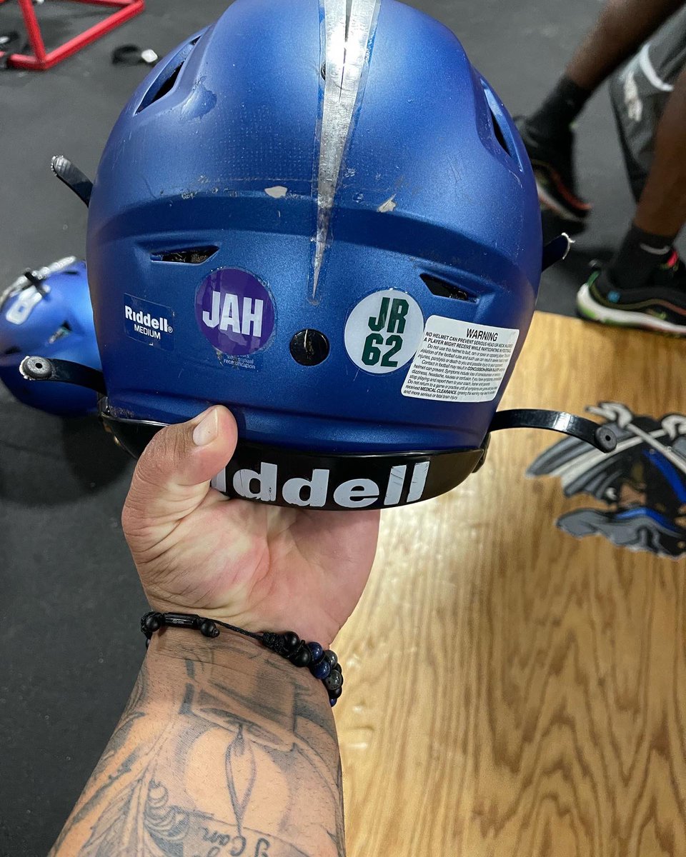 coach_phil_'s tweet photo. Surprised by my coaches and team.. we will honor my wife Jeneen Anthony-Haire this season. Thank you @Coach_Forrest @MHSPirateFB @MHSRecruitingFL @MHSPirateNation @ThePiratesAD @PirateBoyzBball https://t.co/pSAKBcOqyr