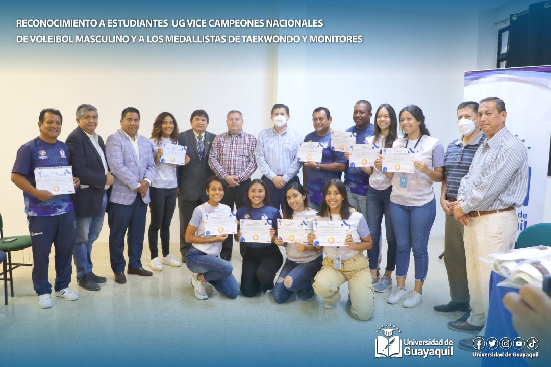 UdeGuayaquil's tweet photo. #NoticiasUG || Estudiantes y cuerpo técnico que integran la selección de Voleibol Masculino y de Taekwondo de la Universidad de Guayaquil, recibieron diplomas y medallas por logros alcanzados en competencias interuniversidades. https://t.co/ArbRdUEJXj