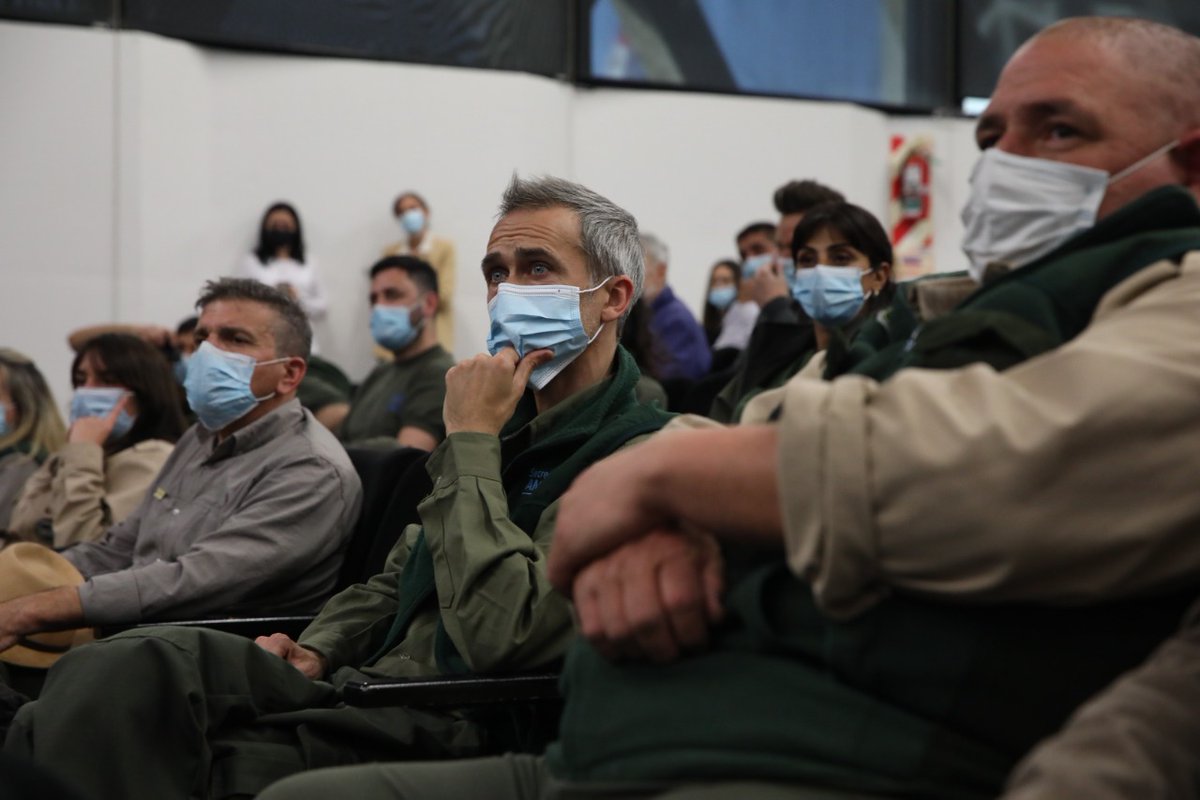 ManuelCalvoCba's tweet photo. Firmamos convenio con intendentes y jefes comunales de localidades próximas a las reservas naturales, para que dispongan de más recursos y trabajemos juntos en el control, cuidado y mejoramiento de estas áreas que ya suman 4 millones de hectáreas en la provincia. 🌳
#Hacemos https://t.co/v5F7dR9Vuc