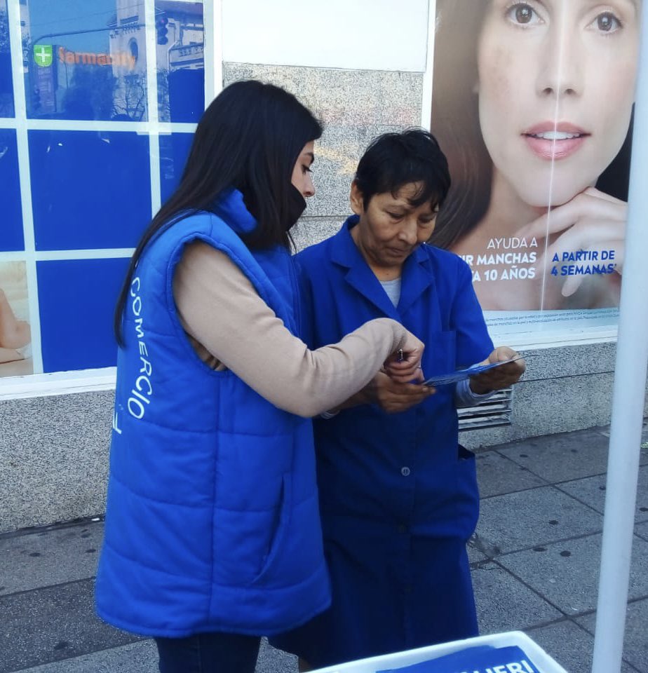 StreamComercio's tweet photo. Para seguir fortaleciendo nuestro sindicato el próximo 15/9 vota 🗳 @ListaAzulSEC ✌️💙

#ContasConNosotrosContamosConVos 

@CarlosPerezSEC @sabriparedessec @Sergio_OrtizOk @MGonzalezSEC https://t.co/25sJKt8hH2