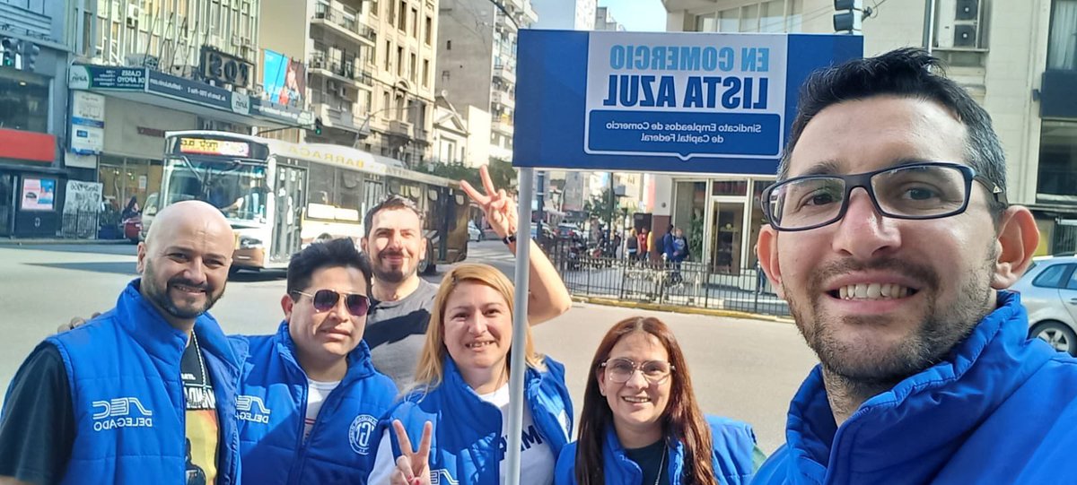StreamComercio's tweet photo. La juventud siempre presente 
La juventud siempre militando 
La juventud siempre junto a vos !!! 

El próximo 15/9 vota @ListaAzulSEC 

Sigamos construyendo futuro ✌️💙

@CarlosPerezSEC @Sergio_OrtizOk @sabriparedessec @MGonzalezSEC https://t.co/0c6pTrDaM8