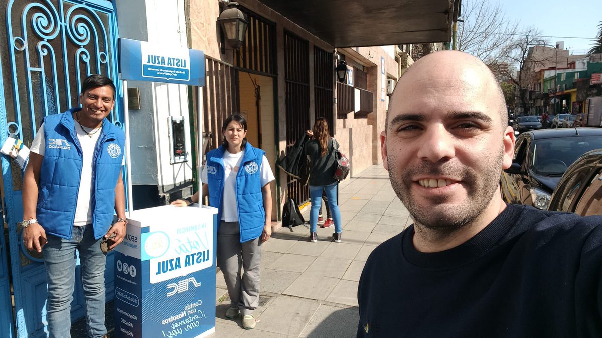 StreamComercio's tweet photo. La juventud siempre presente 
La juventud siempre militando 
La juventud siempre junto a vos !!! 

El próximo 15/9 vota @ListaAzulSEC 

Sigamos construyendo futuro ✌️💙

@CarlosPerezSEC @Sergio_OrtizOk @sabriparedessec @MGonzalezSEC https://t.co/0c6pTrDaM8