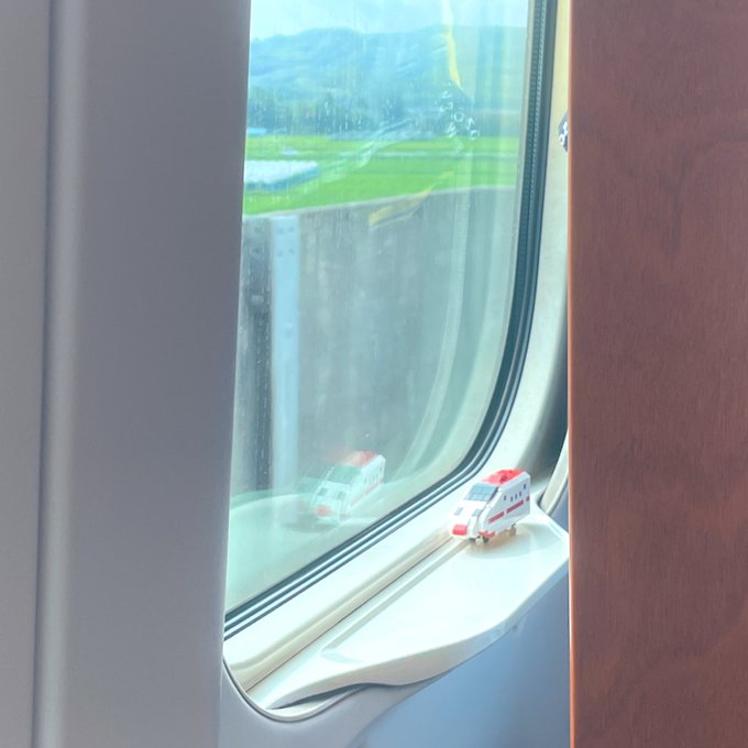 車窓のtwitterイラスト検索結果