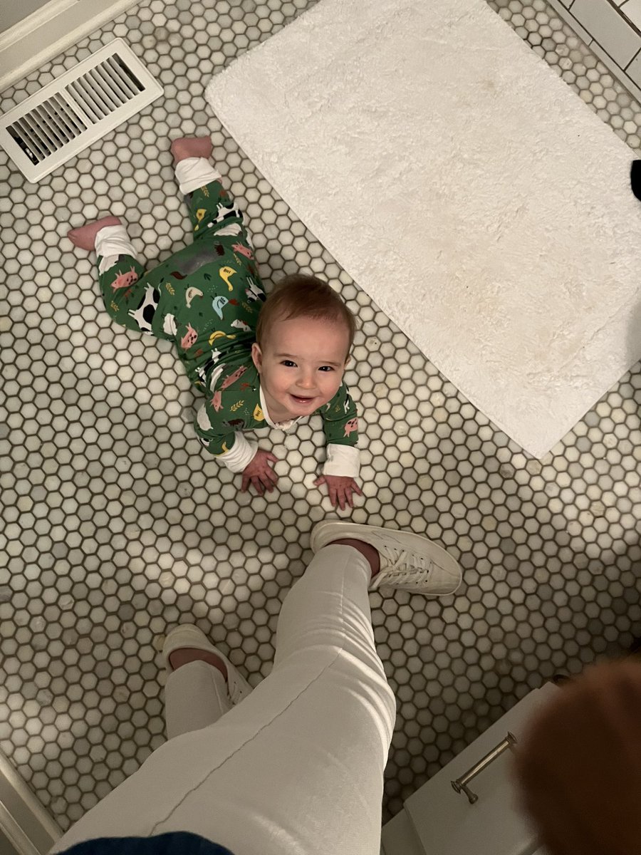 Someone wants to go to work today too! ☺️💚💙 <a href="/SycamoreCreekES/">Sycamore Creek ES</a>