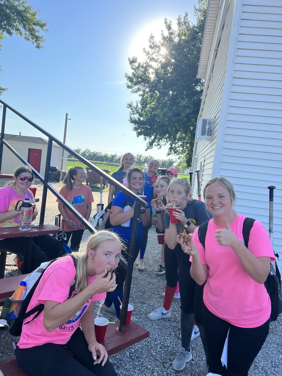 Thanks Coach Dey for the lemonade after practice and Riley for letting us test her cinnamon rolls for the state fair! #togetherweareone