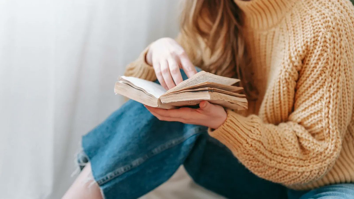 SarahLynneCR's tweet photo. Looking for some great fall reads in the genre of Christian non-fiction? Here are my September 2020 Christian book picks for you! Learn more here: https://t.co/sYb8H8h5O1 via @sarahgeringer #christiannonfiction #bookrview #christianbook https://t.co/LfPLdoWpmG