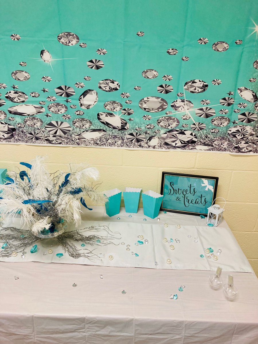 hawkceptional's tweet photo. I’m soooooooo excited about tomorrow!!! Just couldn’t wait had to give y’all a sneak peak before the celebration!!!!
#SECSTRONG #FCS_SEC
@hapevillehawks
@HapevillePrin
@FCS_SEC
@FCSSuptLooney
@FultonCoSchools
@MsBuffington1
@dlstupfer https://t.co/yGF9gTDVbZ