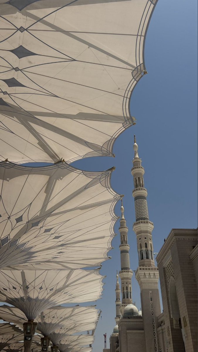 kuwait20i's tweet photo. #انتخابات_مجلس_الامه_2022 اللهم احفظ لي أبي وأمي فإني ارى بهم نعيم الدنيا يارب اسعد قلب أمي وأبي واشرح صدورهم وارح قلوبهم وابعد عنهم كل ما يحزنهم واطل في اعمارهم اللهم إني إستودعتك اياهم فأجعلهم اسعد خلقك يارب https://t.co/3NykTUKNLL