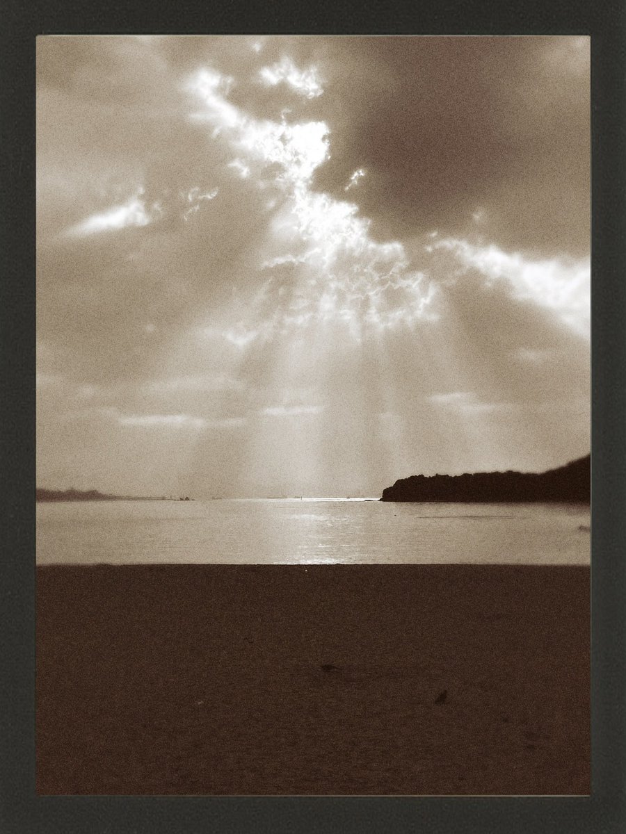 DiscoBayHK's tweet photo. Early morning #DBHK #DiscoveryBay #DiscoveryBayHK https://t.co/j6bnqHOrZQ