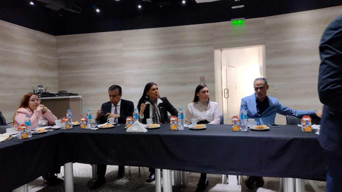 BaimaMarina's tweet photo. En #Rosario: visitamos la líder en biotech #Terragene; #Protergium, especializada en bioinsumos; la incubadora @uovotek; @grupobioceres, referente en agrobiotecnología; presentamos el fondo de ciencias de la vida @Sf500F, herramienta que resultó de una alianza público-privada. https://t.co/UQLR8pdbTe