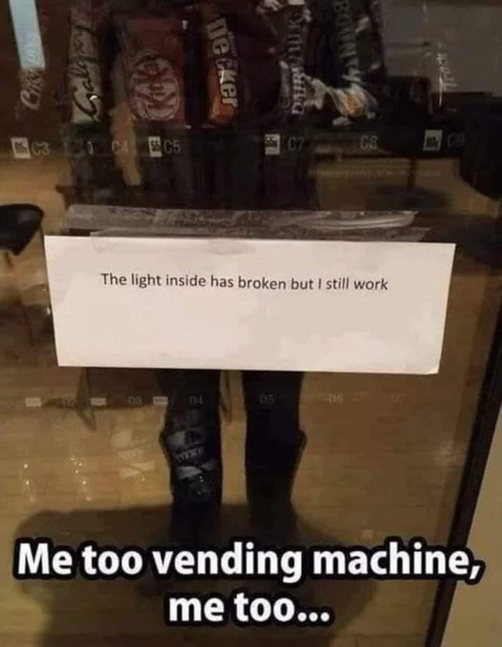 terrye_thorp's tweet photo. #vendingmachine #lightsout #stillwork https://t.co/cgfvO1IFTu