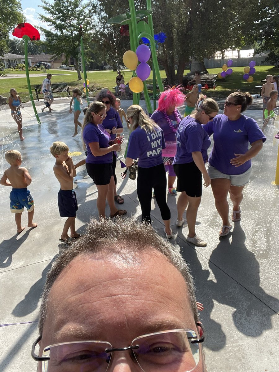 marcusryanzorra's tweet photo. What a day!
These people worked so hard to make this happen for their community. They did the politics, they did the organizing, they did the public input, they did the fundraising. And in the end they delivered a beautiful splash pad to our community’s kids!
#doingtheirpart https://t.co/5N543JUnwB