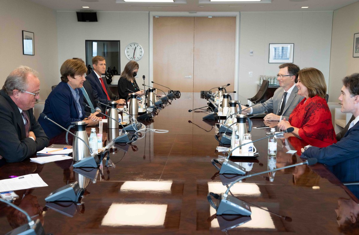 KGeorgieva's tweet photo. Such a pleasure to welcome @suzanneuscc to the IMF. International &amp; economic cooperation is vital on many fronts—creating green jobs &amp; opportunities, lowering trade barriers, ensuring food security.
Fantastic to continue the great collaboration we’ve had w/ @uschamber. https://t.co/hJOl6oGt2g