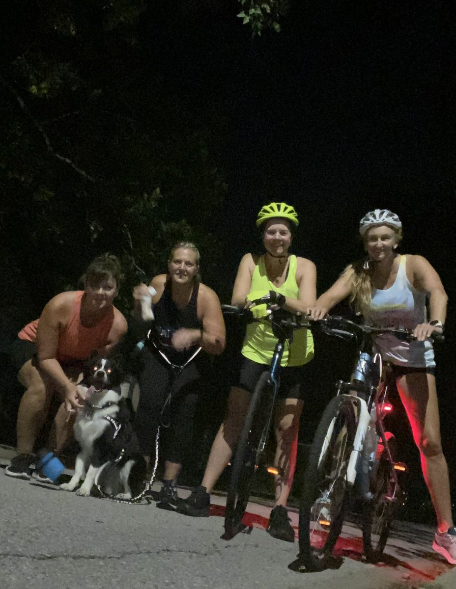 LauraAThurston's tweet photo. Cross training Wednesday!! 21+ miles cycling, run with Tens, and double walks! Working on that 50% goal for @MichelobULTRA! Mentoring my way for athletics too!  #teamultra #runforultra #ultraambasssador #liveultra #JoyWins #strongwomen   #RunforULTRA #ULTRAMarathonGiveaway https://t.co/A8oBtoAUYS