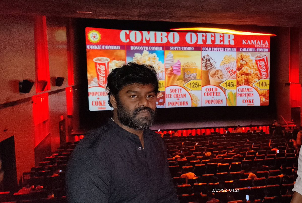 STUDIO9_produc's tweet photo. #Liger morning... 4Am show Kamala cinemas #fdts https://t.co/wHRhjbApDW