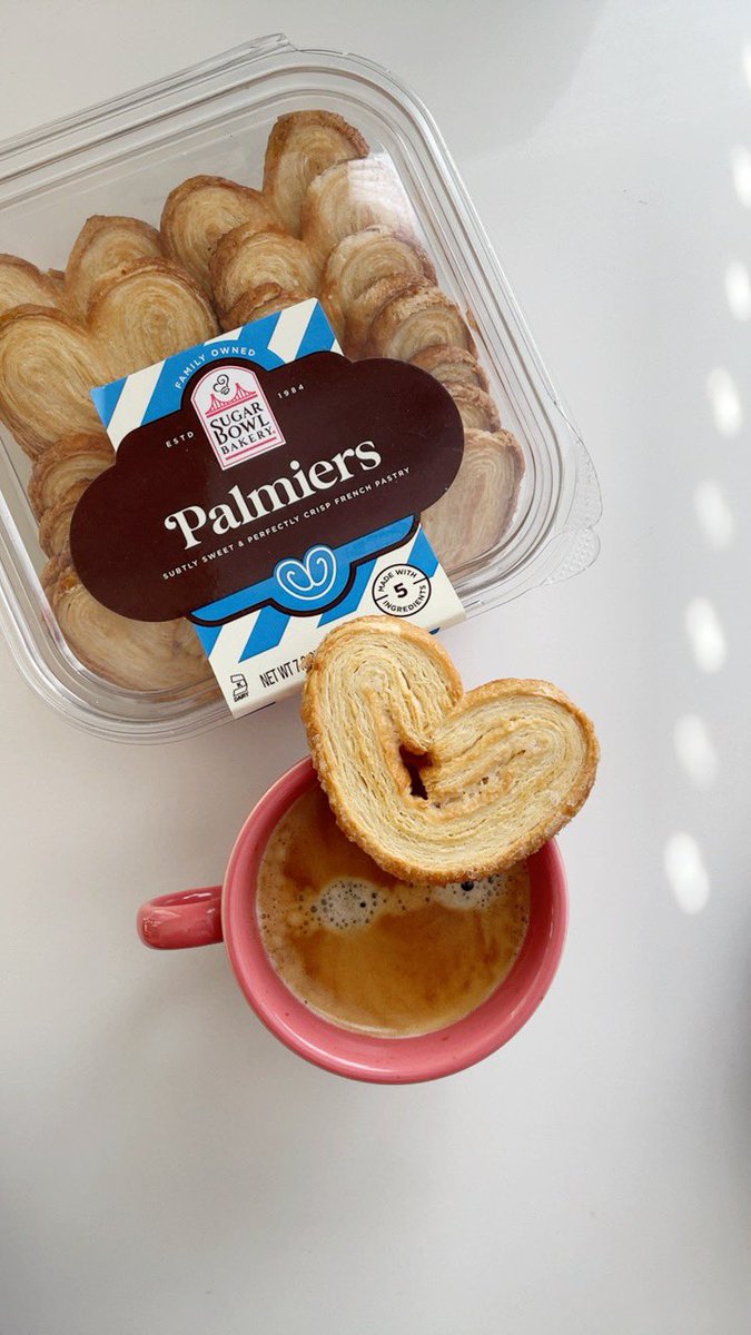 #palmiers and coffee make a perfect pair. Retweet if you agree #CoffeeBreak