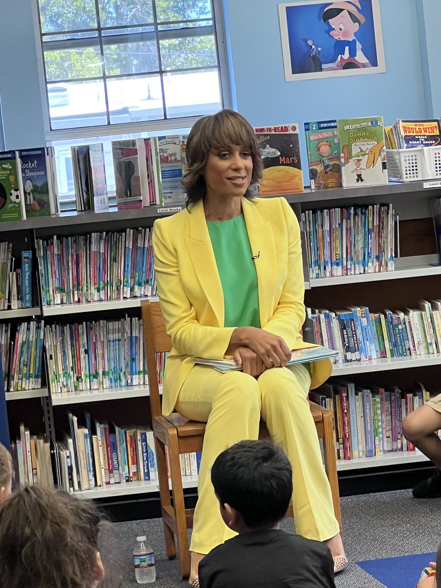 We met news anchor Sade Baderinwa 🥰