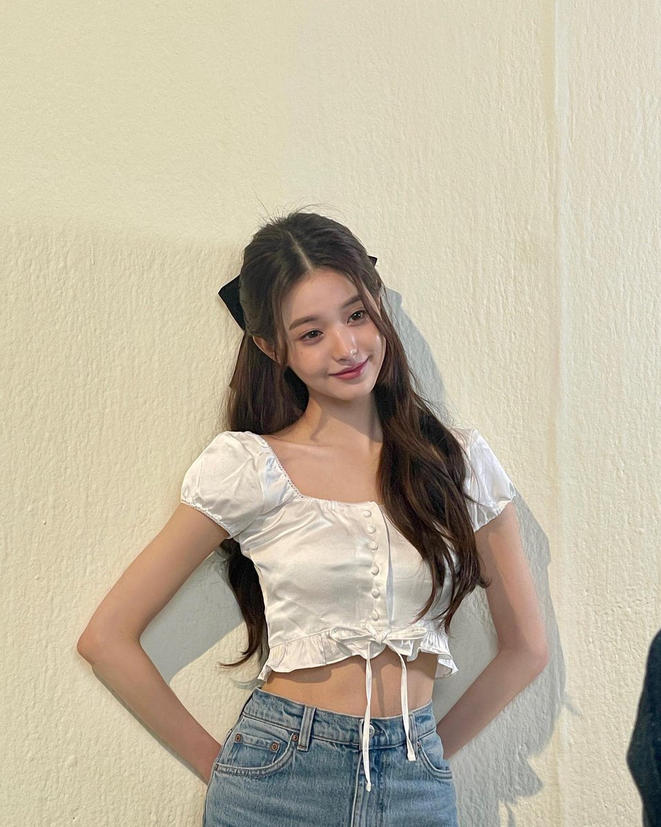 simflirt's tweet image. JANG WONYOUNG