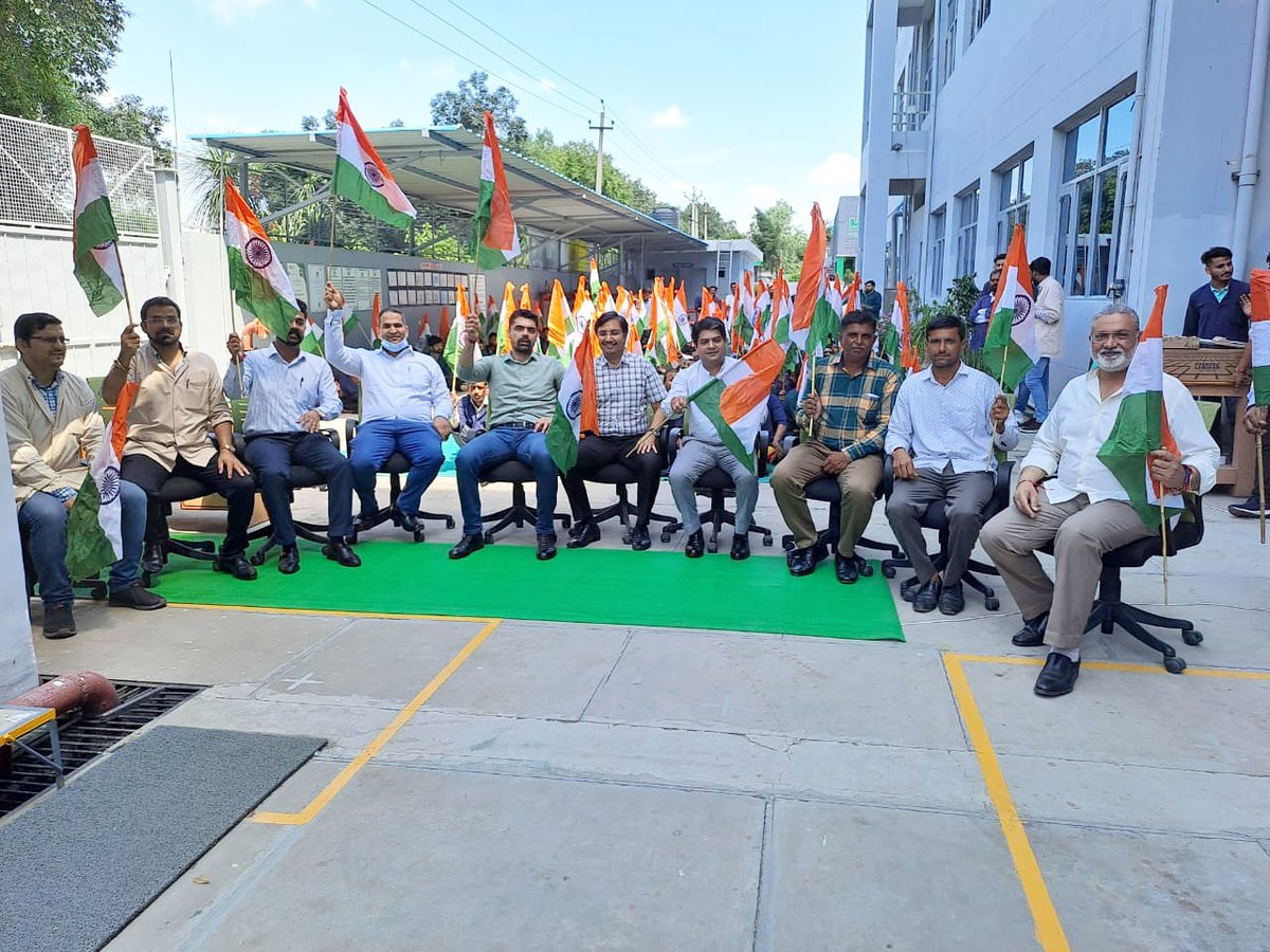 IndiaCircuits's tweet photo. Azadi ka Amrit Mahotsav!🇮🇳
We Made successful Flag distribution ceremony at our Barwala Plant.
.
.
.
#flagdistribution #independenceday #75thindependenceday #patriotic #flags #nationalflag #proudindian🇮🇳 #bharat #amritmahotsav #proudindian #panchkula #barwala #indiacircuits https://t.co/ntxJw9Q11l