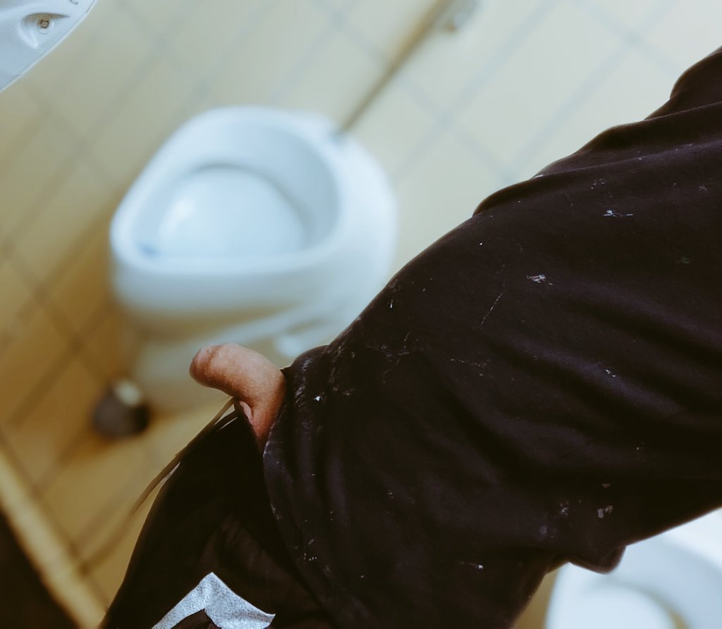 GeilerBoy567's tweet photo. Heute war die Nachtschicht eine reine Katastrophe 💦🤯 https://t.co/mtj5lliEV8