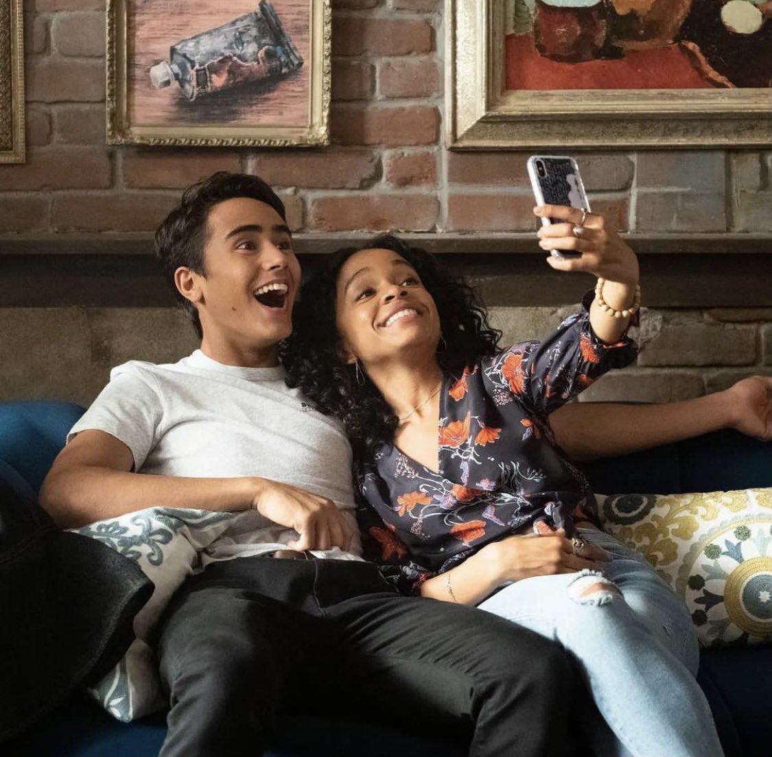_TheDMPodcast_'s tweet photo. Annnnnnd WE’RE BACK! 

Check out The dm Season 4 opener where hosts @AudreyBrianne &amp; @TyreesStyle discuss the beloved series @LoveVictorHulu. 

Available now on @ApplePodcasts &amp; @Spotify!

https://t.co/L9VkjgHMky https://t.co/BlYbZrjeB3