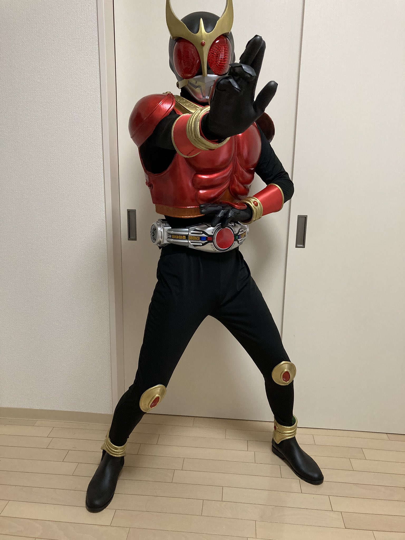 未使用 仮面ライダー　アルティメットクウガ　マスク アトラク コスプレ 未使用 仮面ライダー アルティメットクウガ マスク アトラク