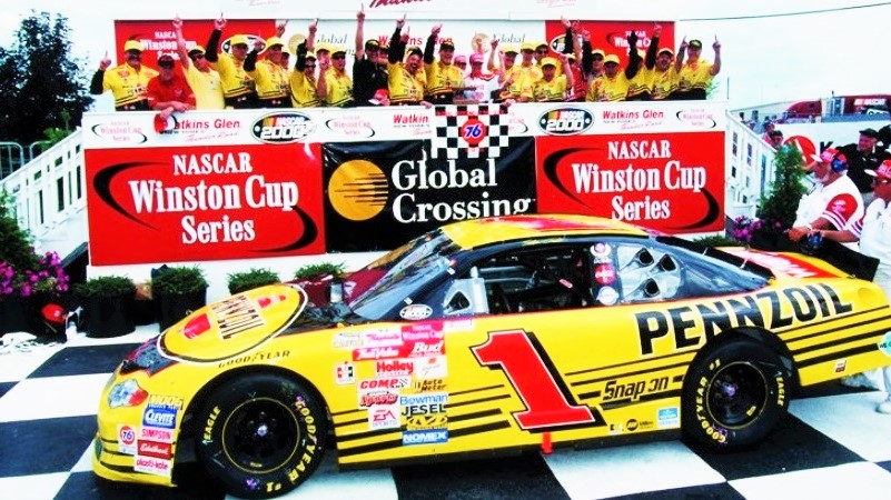 LegendsNascar's tweet photo. Steve Park won the 2000 Global Crossing @ The Glen 22 years ago today. 🏁 

It was his first Winston Cup win. He led the most laps and held off Mark Martin for the win.

#FirstTimeWinner 🏁 https://t.co/CiWz4Zglng