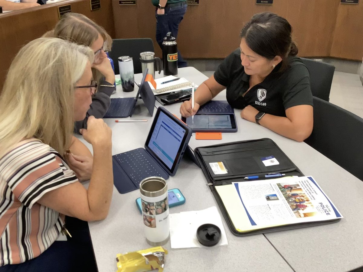 Learning alongside an amazing leadership team at KSD140 was the highlight of my week. Thank you <a href="/ShannonSoger/">Shannon Osheroff </a> and Alex, you have inspired us more then you will ever know. #KirbyONE40