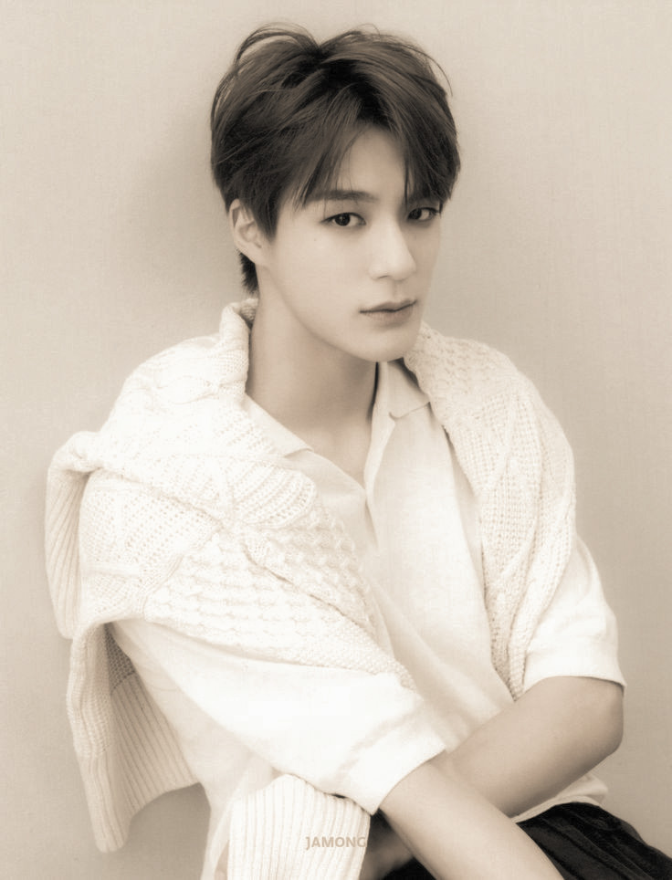aItermapid's tweet photo. ㅤㅤ https://t.co/SbCsRtpeEj