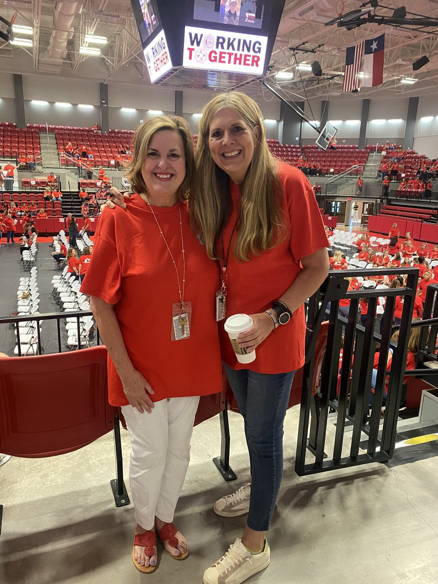 CISD Convocation!  Ready for an amazing year of #CISDWorkingTogether!  I love working in the same district with my sister <a href="/JenningsLaura18/">ljennings@coppellisd.com</a> <a href="/AustinElem/">Austin Elementary</a> #AustinOurStory #year30