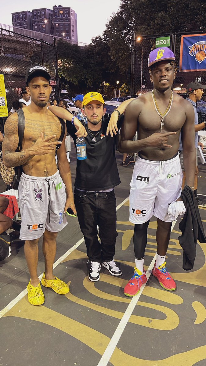 vinnyvetrone's tweet photo. 🤍🏀 https://t.co/UnzclyZCCV