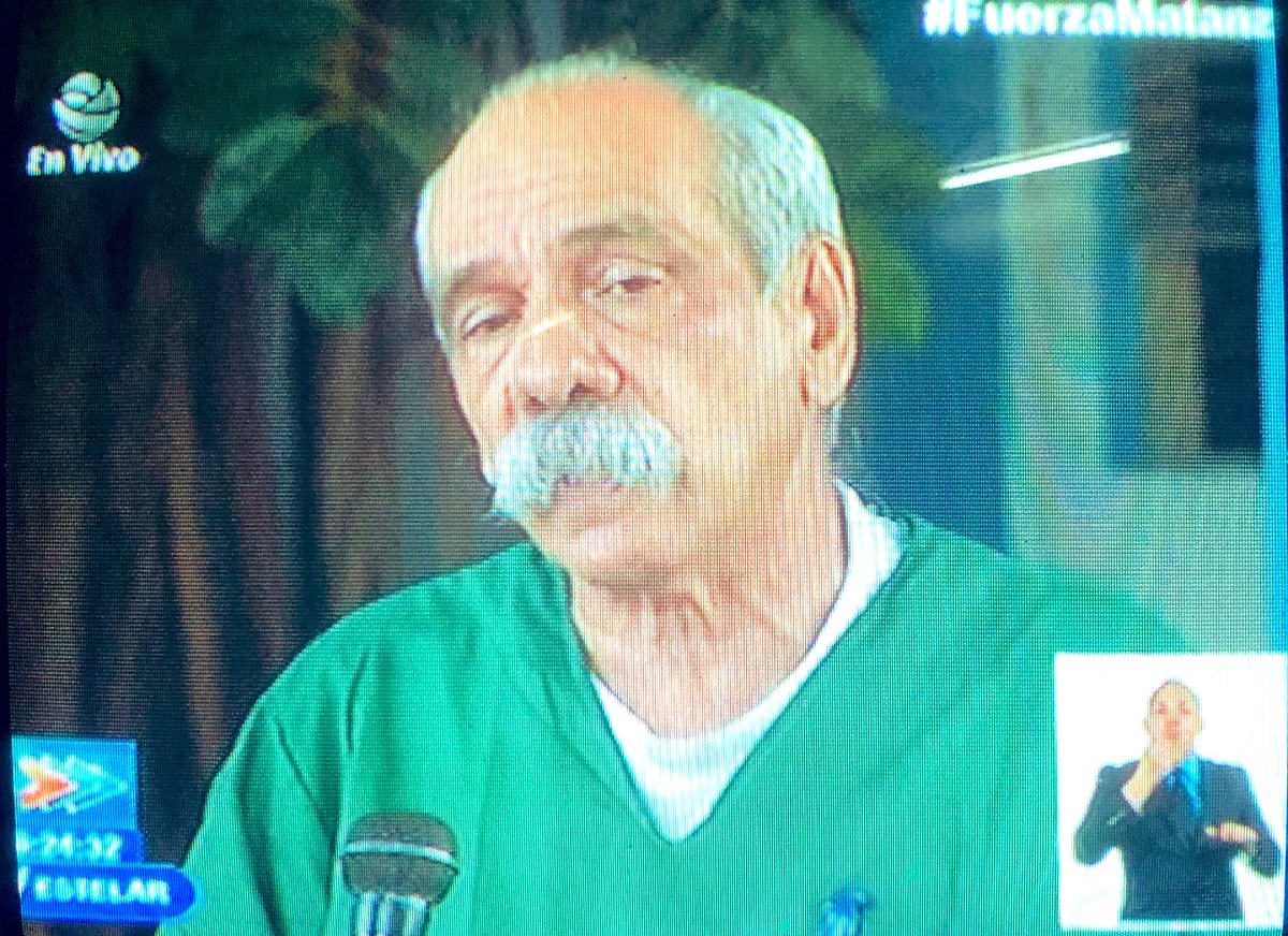 MeilynAguila's tweet photo. -¡Coño Serrano nunca dijiste que tenías un hermano gemelo nos fallaste bro ! 🤌😩🤣🤣que decepción #Enserio #es #identico 😂 https://t.co/crZxjhaRoo