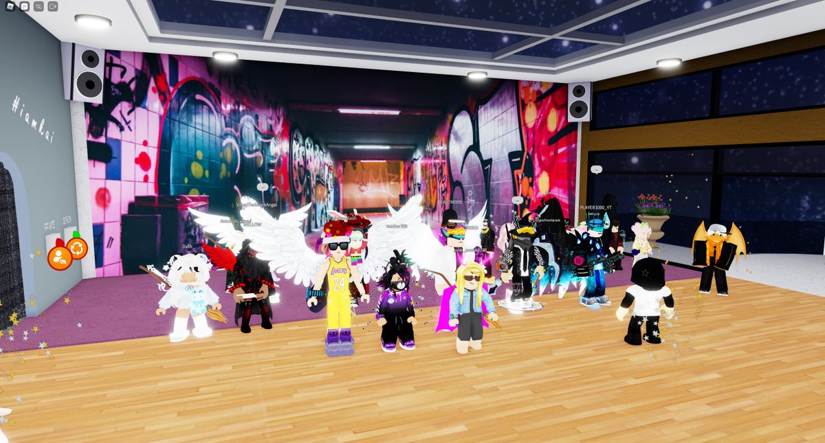 JazzerTheAngel's tweet photo. A BLAST, with this Fun Meetup With the Splash Community, So fun being with you all and answering your questions. I can't Wait for another with you all #splashroblox #robloxsplash #Roblox https://t.co/Ix92Nkg66f