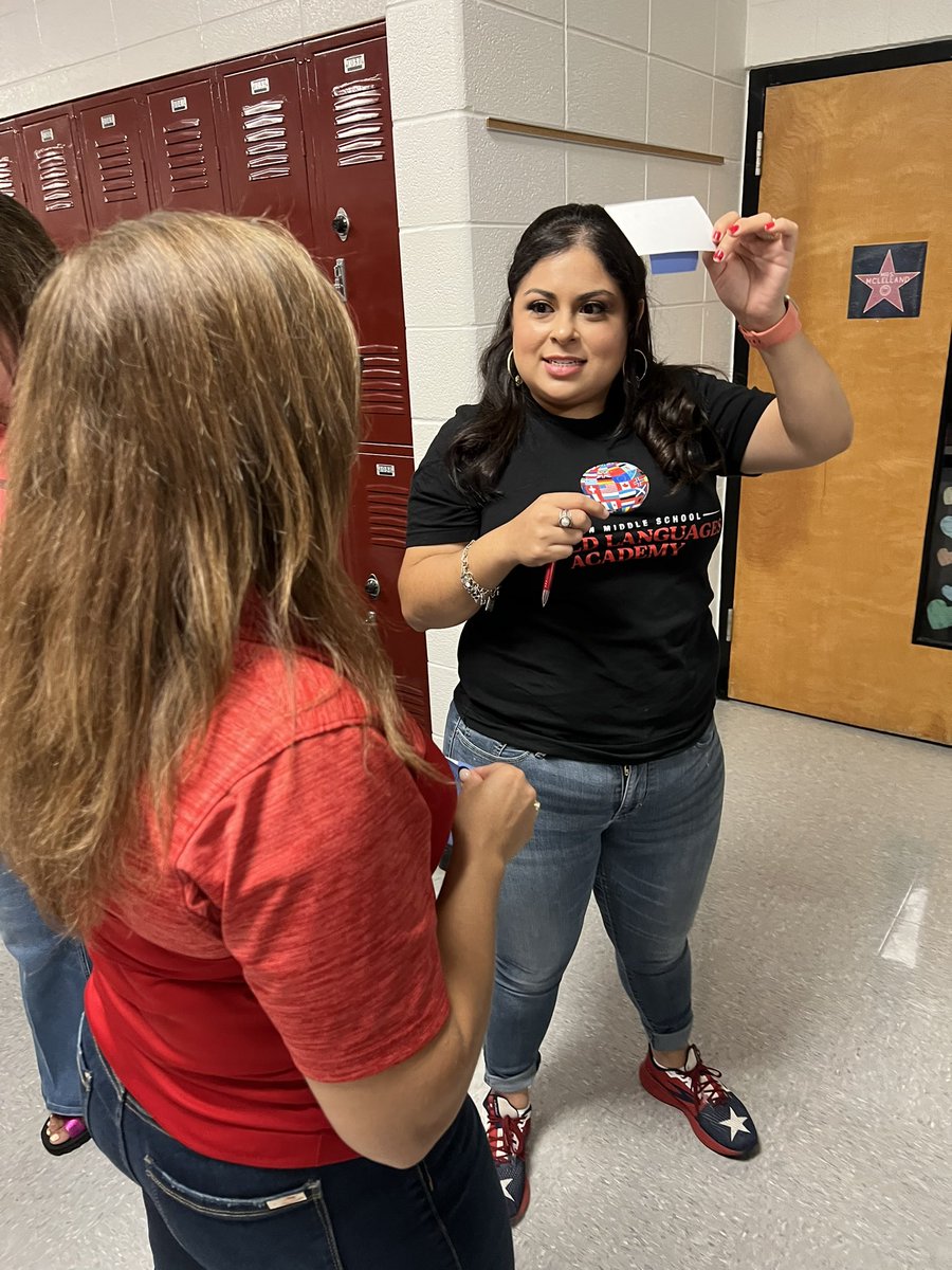 VernonMSWLA's tweet photo. Wonderful week! We are ready for our Mustangs!! ❤️🖤🌎🏆 #GreatThingsHappenAtVernonWLA @ArelyRTamez #BetterTogether https://t.co/IJsFXMBcJ7