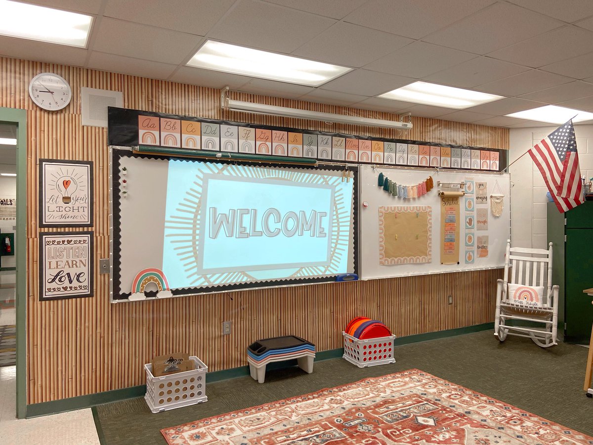 ryleyhogle's tweet photo. I can’t wait to see this space full of my sweet third graders on Monday 🤍 @spiritbelieves #year5 #BackToSchool https://t.co/3lL2ZSlVBk