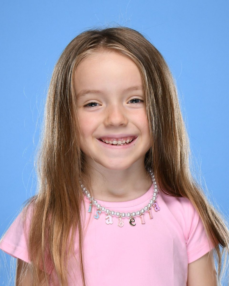 Molly Sullivan tweet media