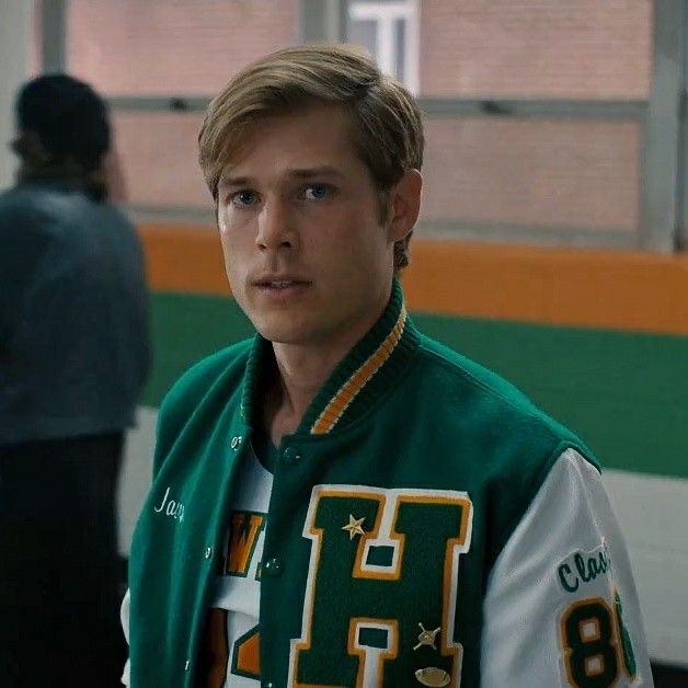 literatiily's tweet image. stranger things characters who are definitely homophobic