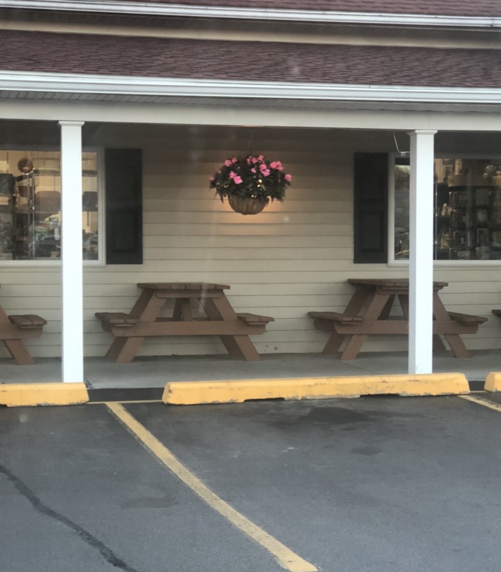 engageinspire22's tweet photo. #myADHD when you’re just trying to walk into the market and you walk right into a planter 🪴 https://t.co/80ryt2fCGT