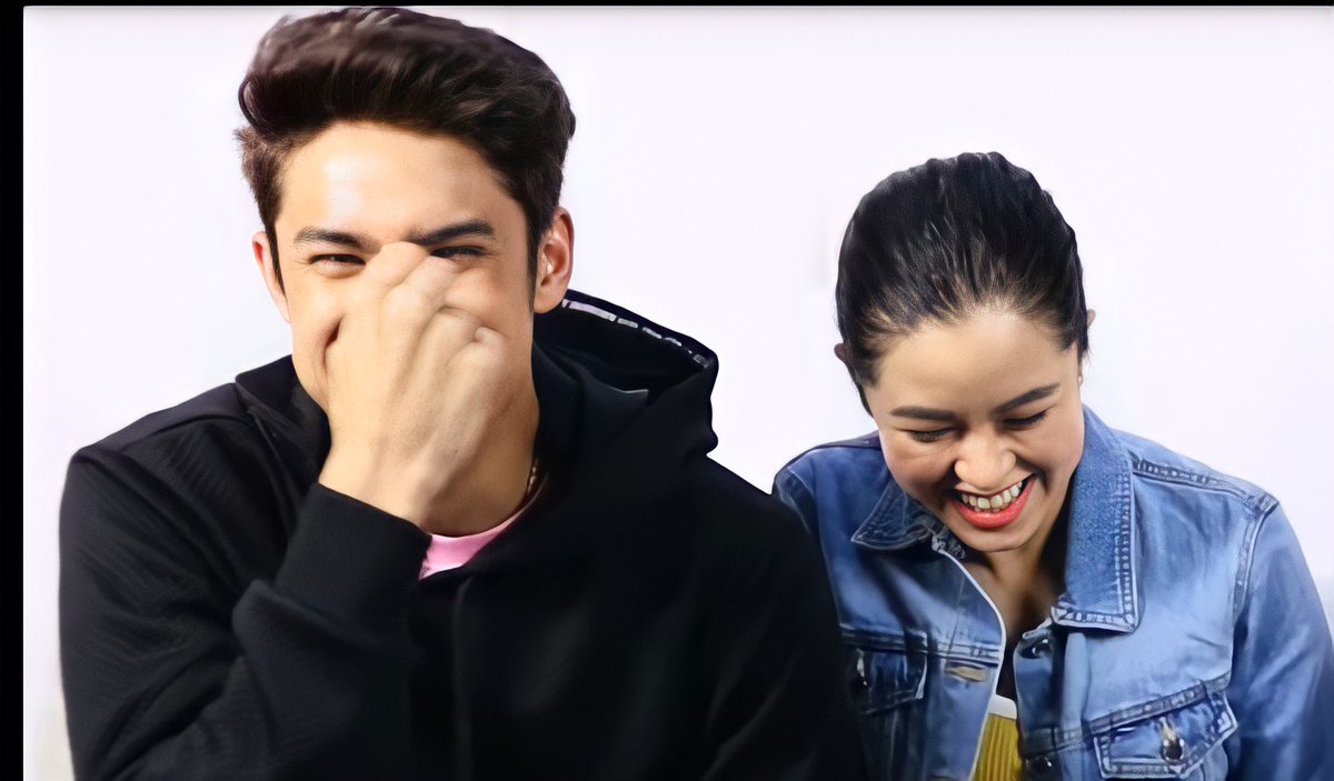 dk_starshine's tweet photo. Love is cute when it’s new, but love is most beautiful when it last.

✨ DonKiss Family ✨
#DonKiss I #DonKissFam 
#KissesDelavin I #DonnyPangilinan 

KISSES DELAVIN
DONNY PANGILINAN https://t.co/KBVY5kML6S