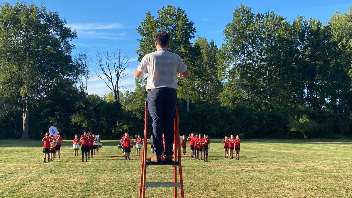 Tonight Ryan Jaeckin, Band Director, hosted a front lawn performance at “The 281” for the community and families.  So proud of our Marching Band.  Phoenix Pride!!!
