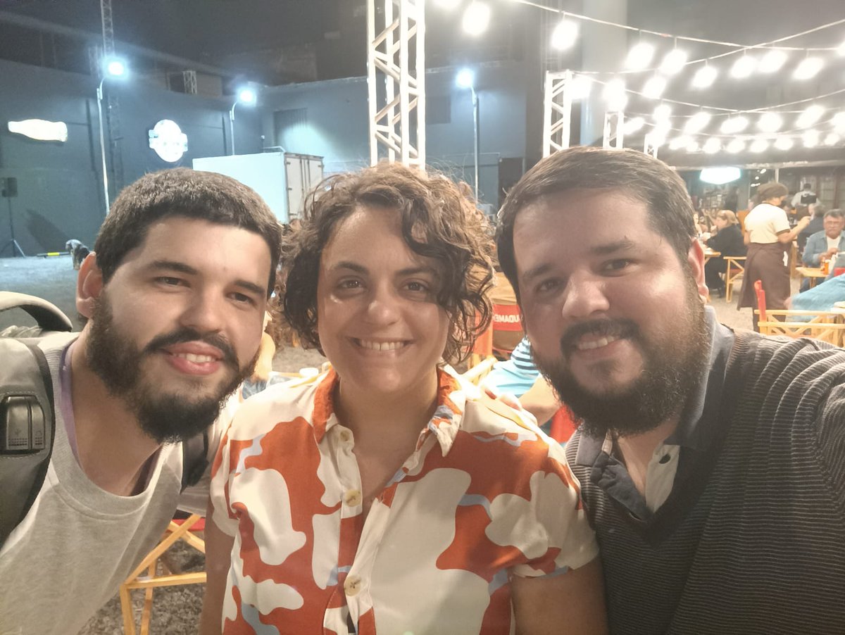 GuidoDice's tweet photo. Hablamos un rato con @Tia_MaGui de lo que está pasando en Paraguay. 🤩🧡 https://t.co/SMFYI6nRdA